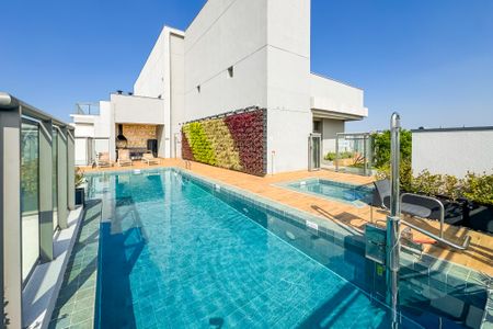 Apartamento à venda com 81m², 2 quartos e 1 vaga Apartamento à venda com 81m², 2 quartos e 1 vagaPiscina