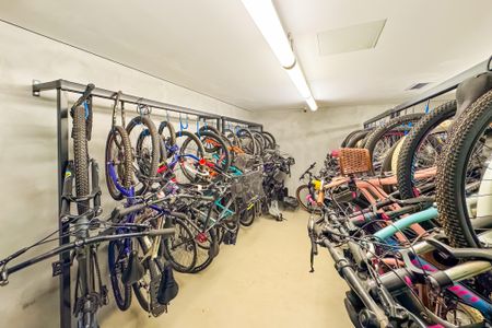 Apartamento à venda com 81m², 2 quartos e 1 vaga Apartamento à venda com 81m², 2 quartos e 1 vagaBicicletário