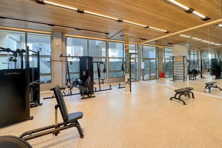 Apartamento à venda com 81m², 2 quartos e 1 vaga Apartamento à venda com 81m², 2 quartos e 1 vagaAcademia