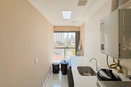 Apartamento à venda com 81m², 2 quartos e 1 vaga Apartamento à venda com 81m², 2 quartos e 1 vagaÁrea de Serviço