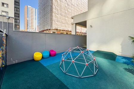 Apartamento à venda com 81m², 2 quartos e 1 vaga Apartamento à venda com 81m², 2 quartos e 1 vagaPlayground