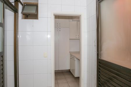 Apartamento para alugar com 170m², 3 quartos e 2 vagas Apartamento para alugar com 170m², 3 quartos e 2 vagasÁrea de Serviço