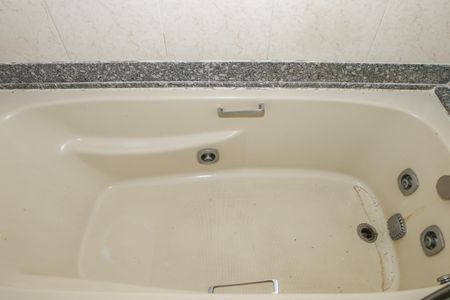 Apartamento para alugar com 170m², 3 quartos e 2 vagas Apartamento para alugar com 170m², 3 quartos e 2 vagasBanheiro da Suíte