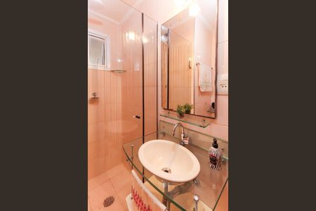 Apartamento à venda com 82m², 2 quartos e 1 vaga Apartamento à venda com 82m², 2 quartos e 1 vagaBanheiro Social