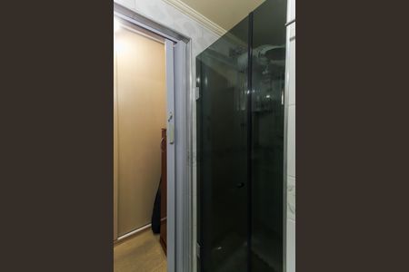 Apartamento à venda com 82m², 2 quartos e 1 vaga Apartamento à venda com 82m², 2 quartos e 1 vagaBanheiro da Suíte 2