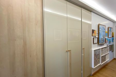 Apartamento à venda com 238m², 4 quartos e 5 vagasCorredor