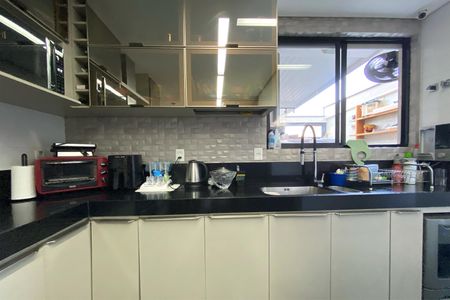 Apartamento à venda com 238m², 4 quartos e 5 vagasCozinha