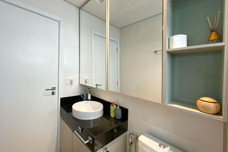 Apartamento à venda com 238m², 4 quartos e 5 vagasBanheiro