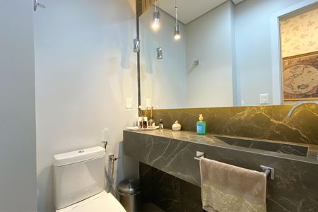 Apartamento à venda com 238m², 4 quartos e 5 vagasLavabo da Sala