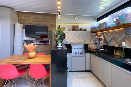 Apartamento à venda com 238m², 4 quartos e 5 vagasVaranda Gourmet