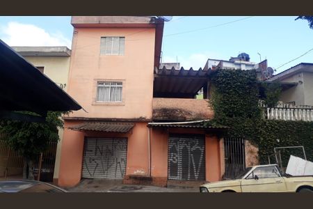 Casa à venda com 86m², 2 quartos e 1 vagaFachada