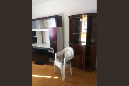 Sala de casa à venda com 2 quartos, 86m² em Padroeira, Osasco