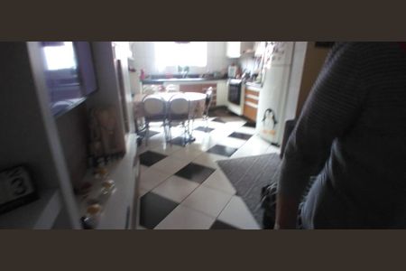 Foto 03 de casa à venda com 2 quartos, 150m² em Cidade São Francisco, São Paulo