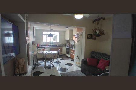 Foto 04 de casa à venda com 2 quartos, 150m² em Cidade São Francisco, São Paulo