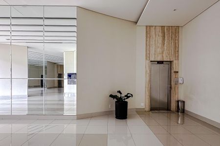 Apartamento à venda com 133m², 3 quartos e 2 vagasÁrea comum - Plaquinha