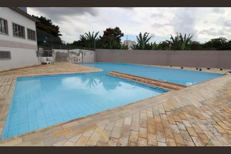 Apartamento à venda com 73m², 3 quartos e 1 vagaÁrea comum - Piscina