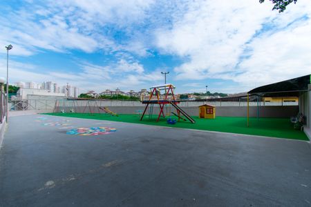 Apartamento à venda com 73m², 3 quartos e 1 vagaÁrea comum  - Playground