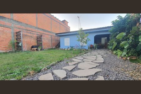 Casa à venda com 72m², 3 quartos e 3 vagas Casa à venda com 72m², 3 quartos e 3 vagasQuintal