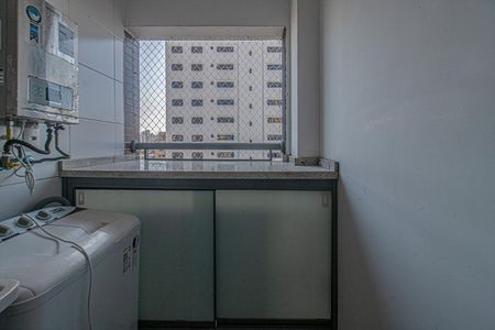 Apartamento à venda com 84m², 2 quartos e 2 vagasárea de serviço_2