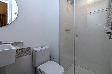 Apartamento à venda com 84m², 2 quartos e 2 vagasbanheiro social_1