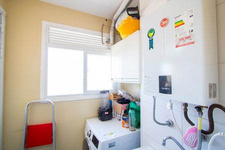 Apartamento para alugar com 70m², 3 quartos e 1 vagaÁrea de serviço