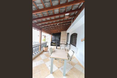 Casa à venda com 450m², 6 quartos e 8 vagasVaranda