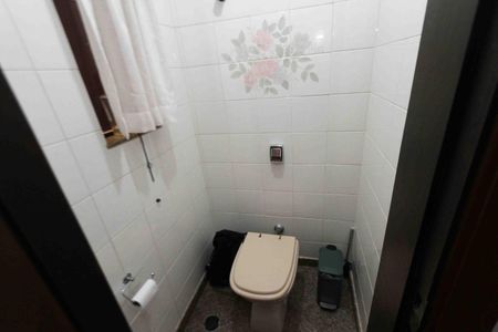 Casa à venda com 450m², 6 quartos e 8 vagasLavabo