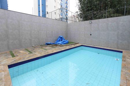 Casa à venda com 450m², 6 quartos e 8 vagasPiscina