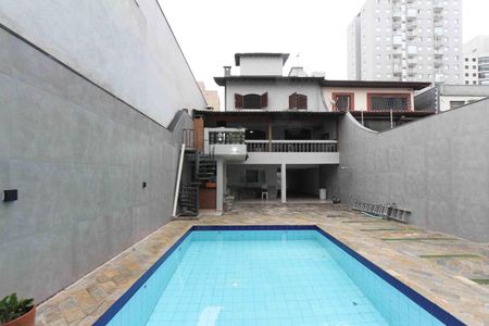 Casa à venda com 450m², 6 quartos e 8 vagasPiscina