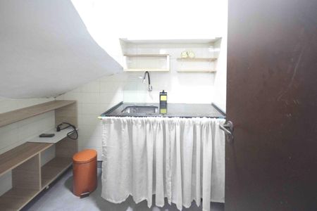 Casa à venda com 450m², 4 quartos e 8 vagas Casa à venda com 450m², 4 quartos e 8 vagasCozinha da churrasqueira