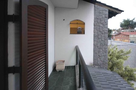 Casa à venda com 450m², 4 quartos e 8 vagas Casa à venda com 450m², 4 quartos e 8 vagasVaranda da Suíte