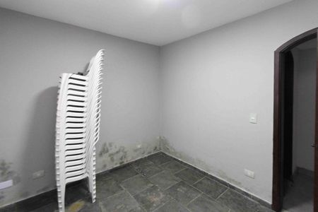 Casa à venda com 450m², 6 quartos e 8 vagasQuarto de Serviço