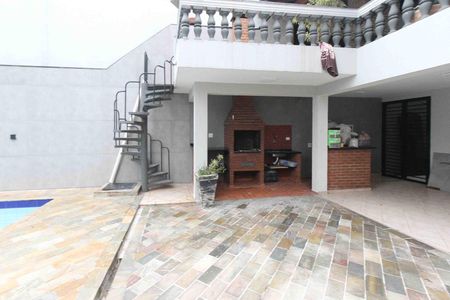 Casa à venda com 450m², 6 quartos e 8 vagasEspaço Gourmet