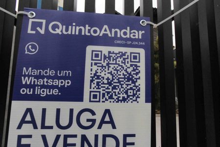 Casa à venda com 450m², 6 quartos e 8 vagasPlaca