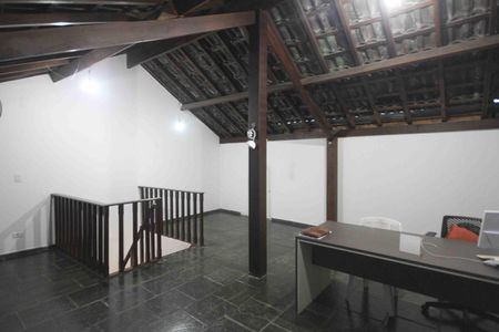 Casa à venda com 450m², 4 quartos e 8 vagas Casa à venda com 450m², 4 quartos e 8 vagasSoton