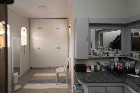 Casa à venda com 450m², 6 quartos e 8 vagasBanheiro da Suíte