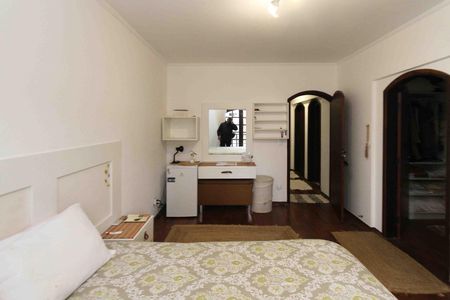 Casa à venda com 450m², 6 quartos e 8 vagasSuíte