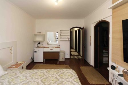 Casa à venda com 450m², 6 quartos e 8 vagasSuíte