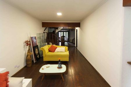 Casa à venda com 450m², 6 quartos e 8 vagasSala