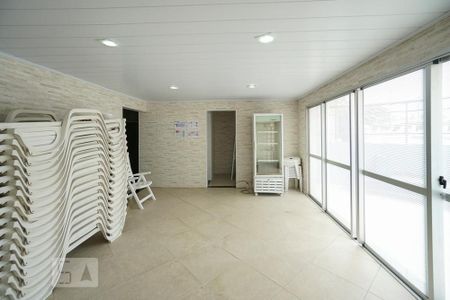 Apartamento à venda com 67m², 2 quartos e 1 vagaÁrea comum