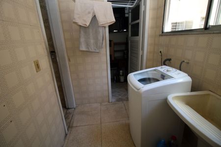 Apartamento à venda com 63m², 3 quartos e 1 vagaÁrea de Serviço
