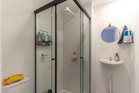 Banheiro de apartamento à venda com 1 quarto, 30m² em Vila Buarque, São Paulo