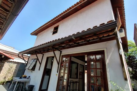 Casa para alugar com 250m², 4 quartos e 3 vagasÁrea gourmet