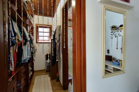 Casa para alugar com 250m², 4 quartos e 3 vagasCloset da Suíte