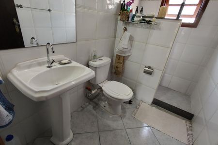 Casa para alugar com 250m², 4 quartos e 3 vagasBanheiro Social