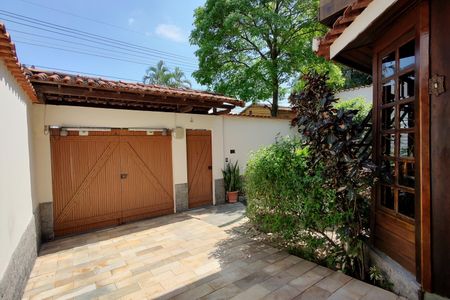 Casa para alugar com 250m², 4 quartos e 3 vagasGaragem