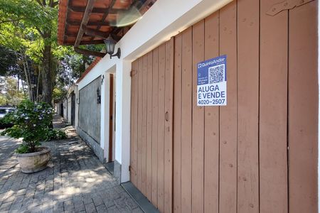 Casa para alugar com 250m², 4 quartos e 3 vagasPlaca