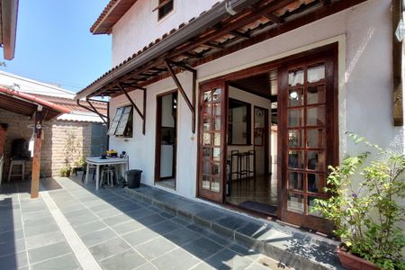 Casa para alugar com 250m², 4 quartos e 3 vagasÁrea gourmet