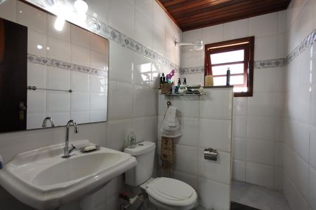 Casa para alugar com 250m², 4 quartos e 3 vagasBanheiro Social