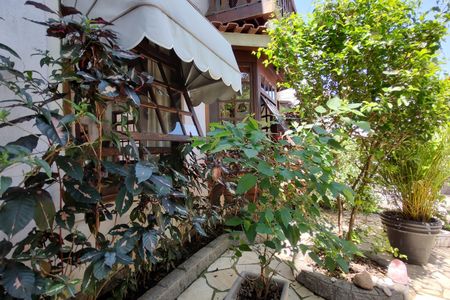 Casa para alugar com 250m², 4 quartos e 3 vagasQuintal